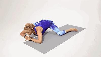 瑜伽青蛙趴初级教程在家练,练好青蛙趴的瑜伽动作