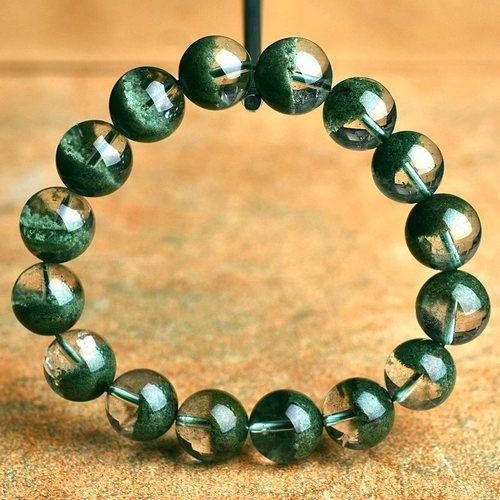 别看水晶价格便宜，造假还真不少，这8种水晶尽量别买，会上当