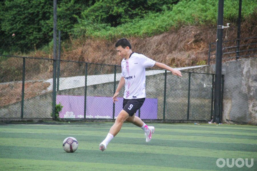 想说爱你不容易hifi版,想说爱你不容易国外dj打碟