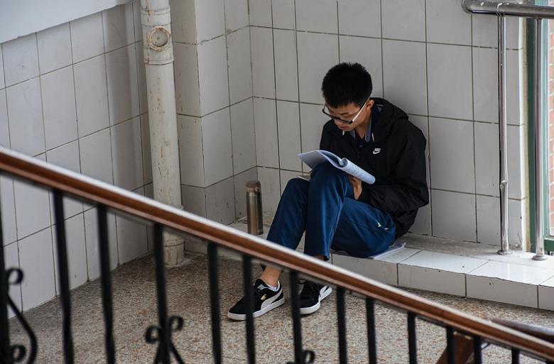 2021考研成绩出炉：321分捡漏中山大学，381分无缘浙大