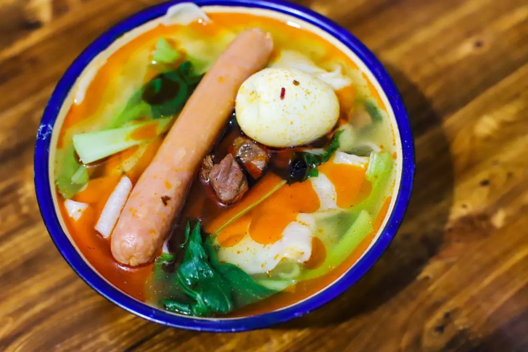 阜阳深巷里一家18年的板面馆！不起眼、挺难找、味道好