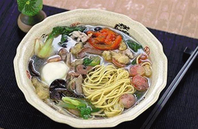 去南京都有哪些特色小吃,去南京必去的特色小吃