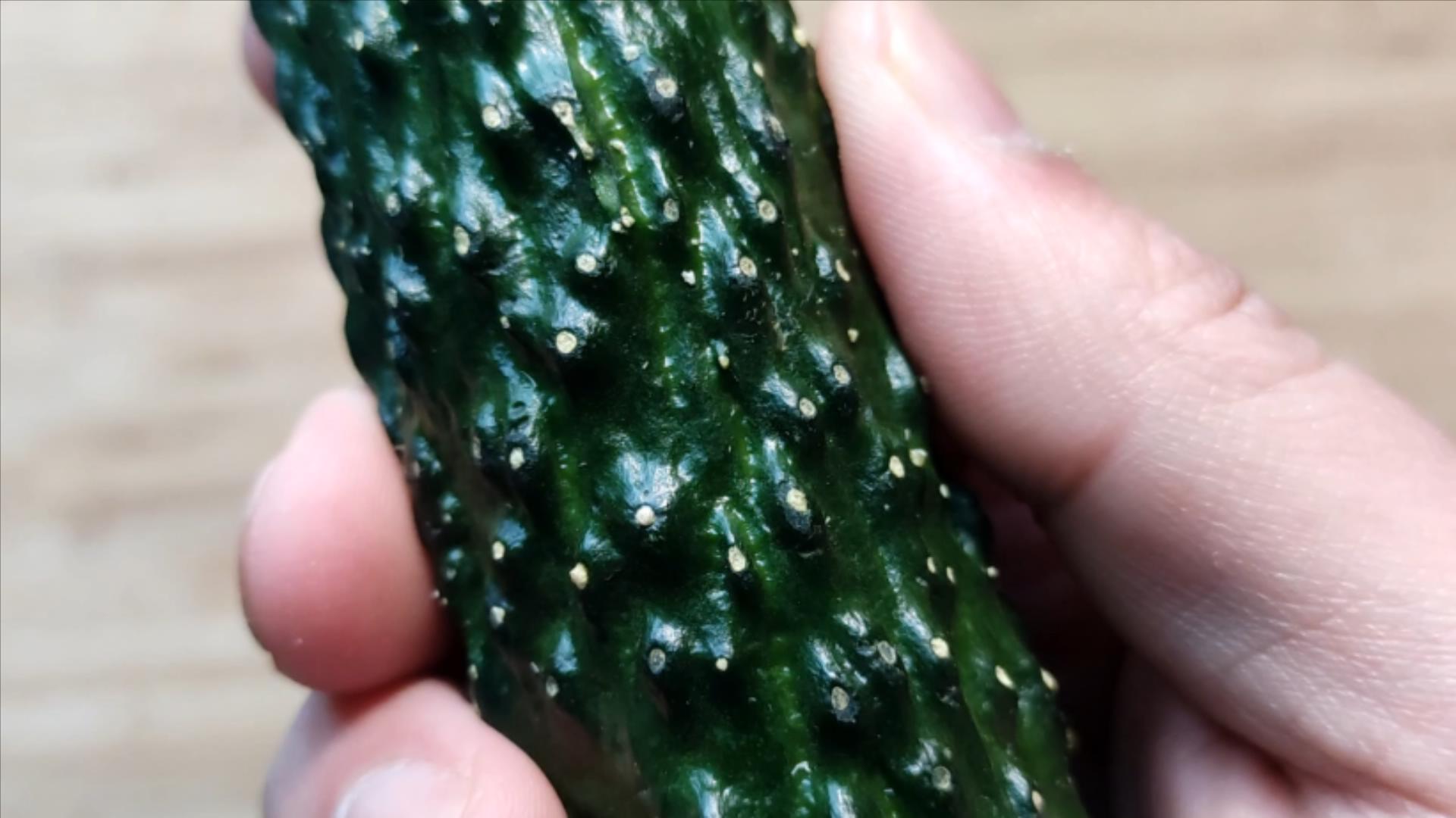 黄瓜打没打药,黄瓜打激素位置图解