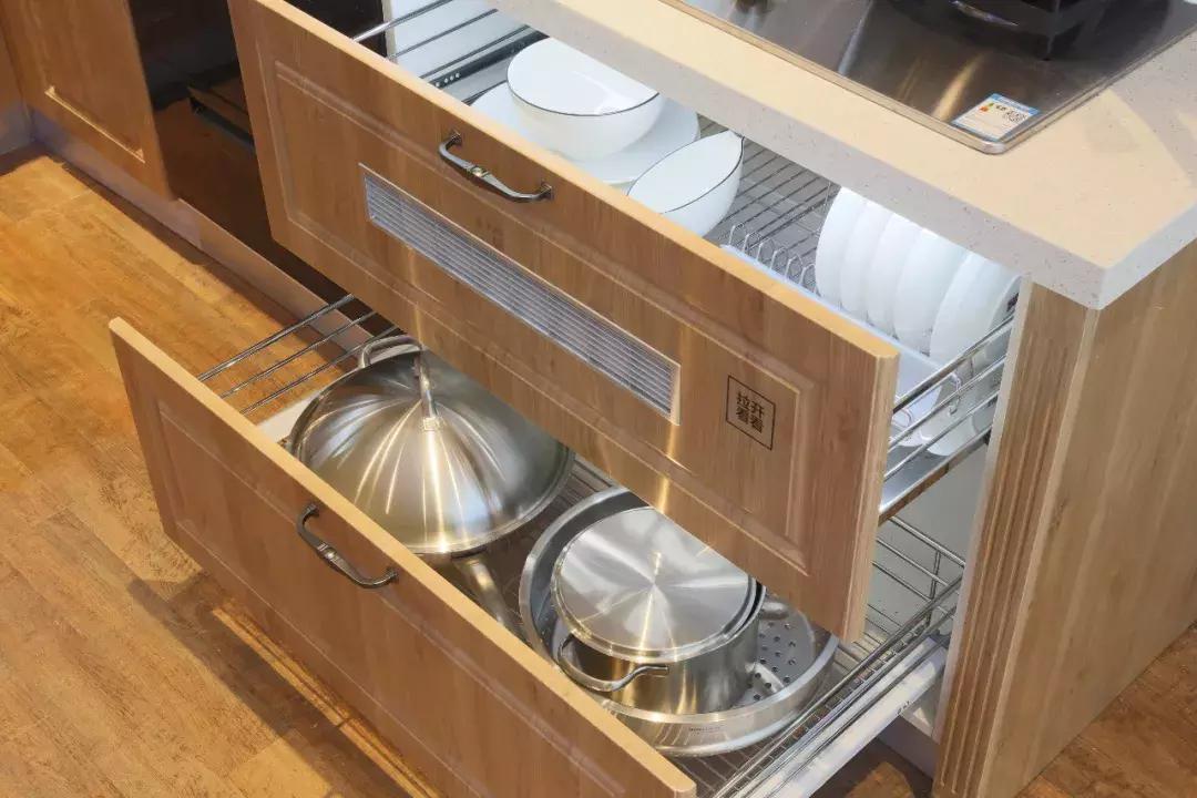 过来人教给你50条厨房装修小经验,厨房这样设计才更实用