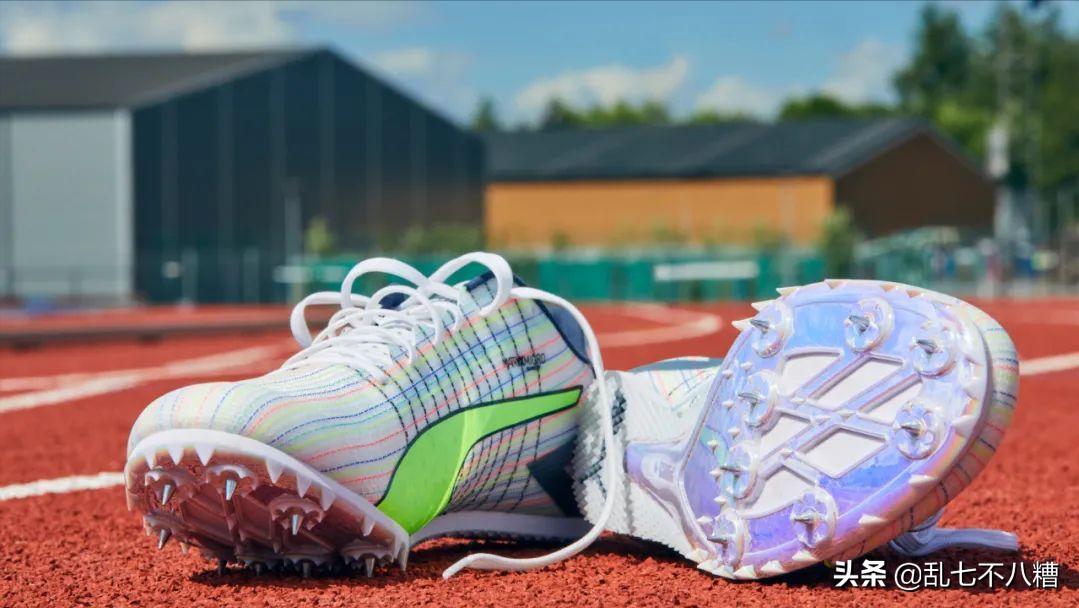 最强钉鞋黑科技,打破世界纪录的钉鞋