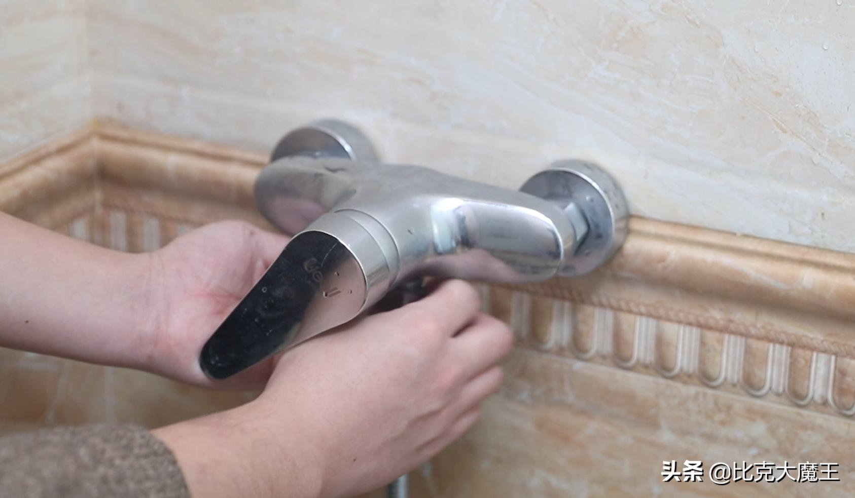 热水器喷头花洒清理,热水器花洒喷头偶尔滴水