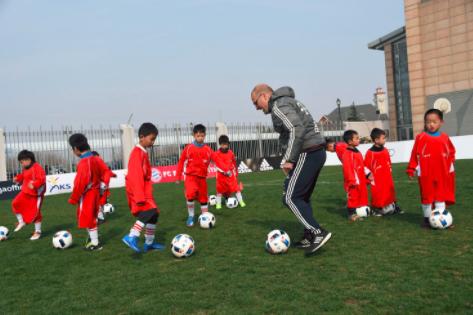 前足协副主席：中国足球需要时间，校长和家长太功利