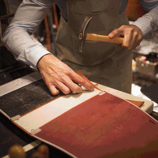 法国人的财神爷：每位进迪奥店里选购的中国人