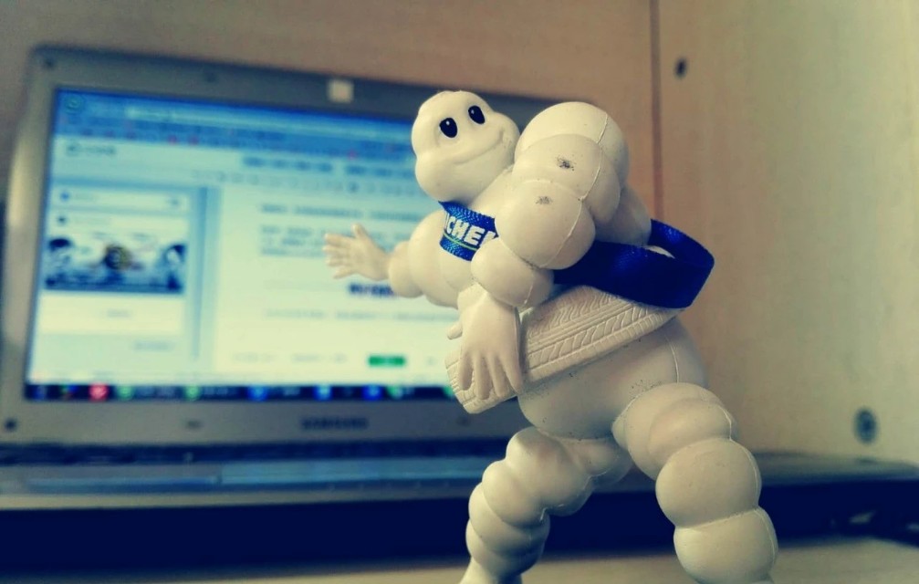 马牌轮胎对比米其林轮胎优缺点,钢丝轮胎和尼龙轮胎优缺点