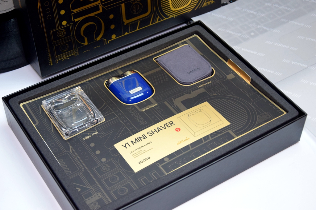 yoose合金款剃须刀真实测评,yoose初号色剃须刀真实测评