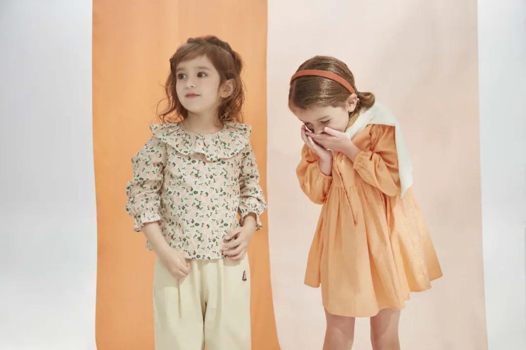 巴拉巴拉童装店铺风格,巴拉巴拉童装引领时尚潮流