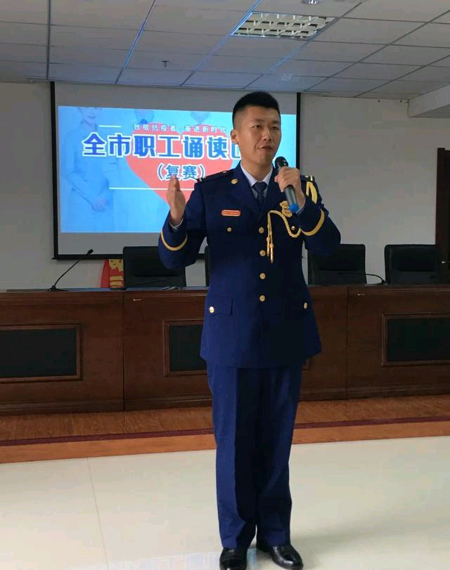 致敬疫情抗击者朗诵,致敬抗疫英雄传承奉献精神朗诵