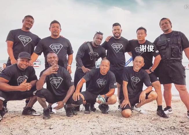 去日本当保安需要什么,小伙当保安一月4000不管饭能干不