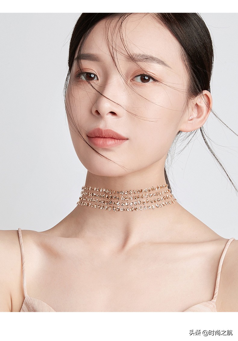 精致又有存在感的项链,有一款简单有品位的项链