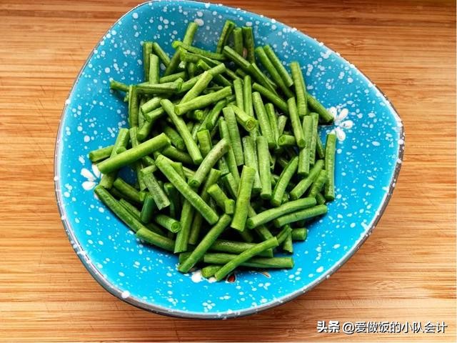豇豆不焯能炒熟不,豇豆不辣下饭