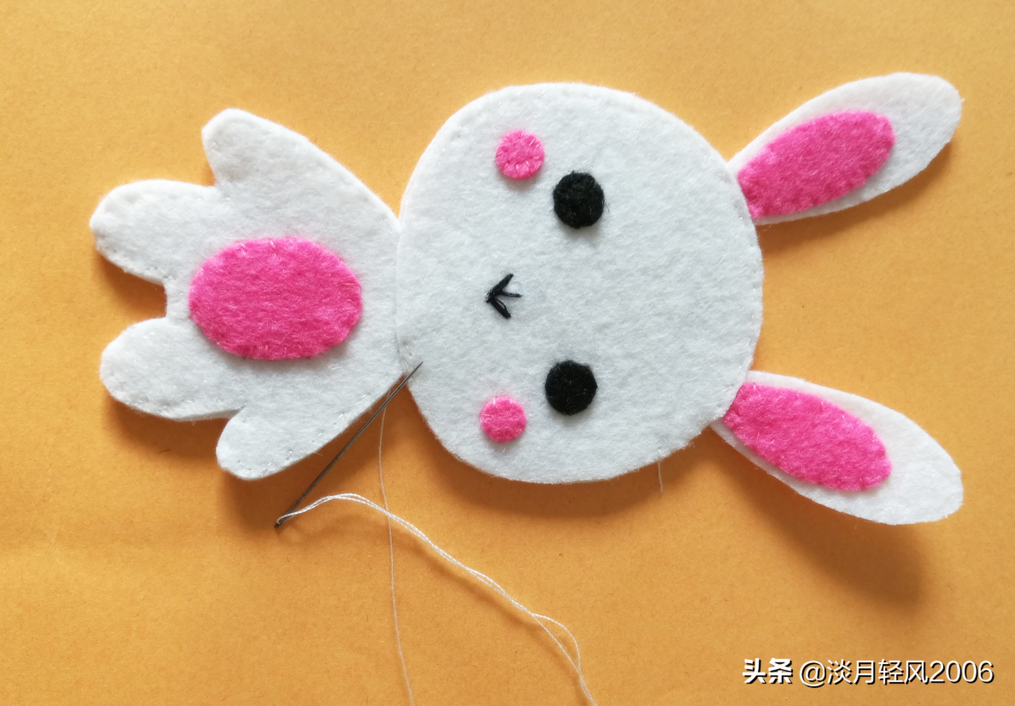 小兔子书签制作方法简单可爱,简单漂亮的小兔子书签你学会了吗