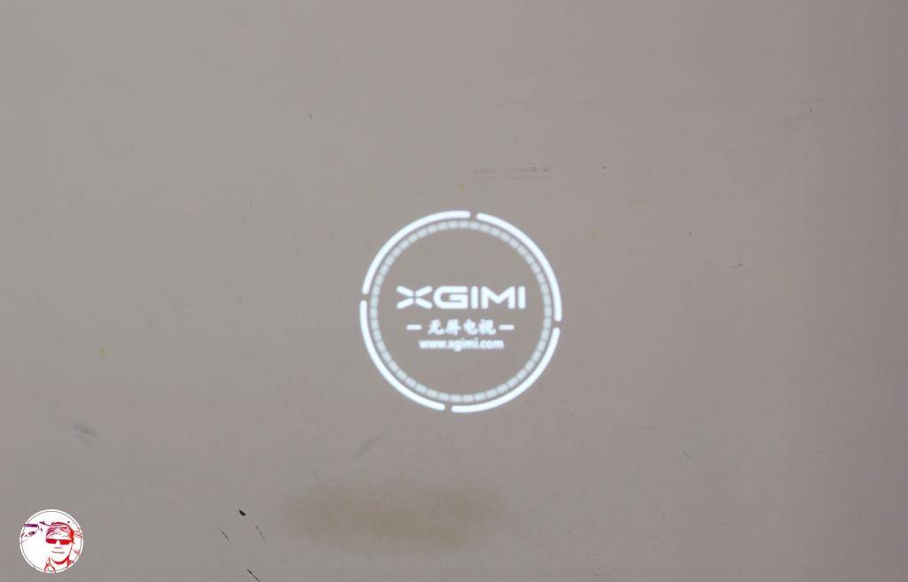 投影仪看电影就是噱头,液晶电视和投影仪看电影哪个好