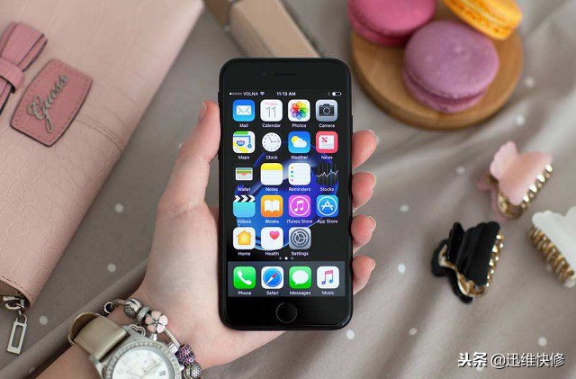 iphone7只亮一下白苹果不开机,iphone7一直重启白苹果是什么原因