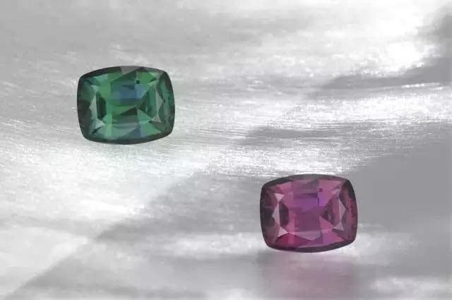 俄罗斯天价珠宝只卖中国人,俄罗斯天价首饰店真相