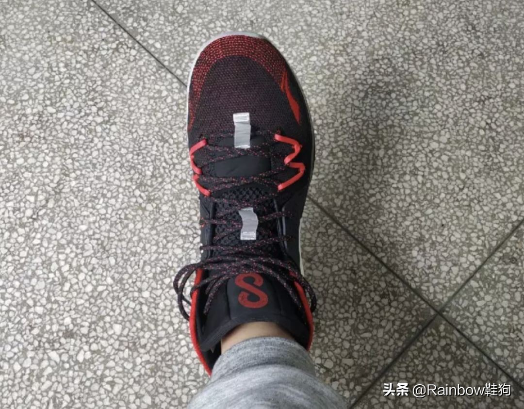 李宁音速8测评,音速8pe版和普通版的区别