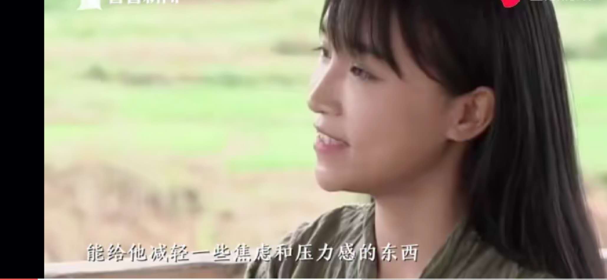 一个丑到瘫，一个美若仙，为何都能“火”？