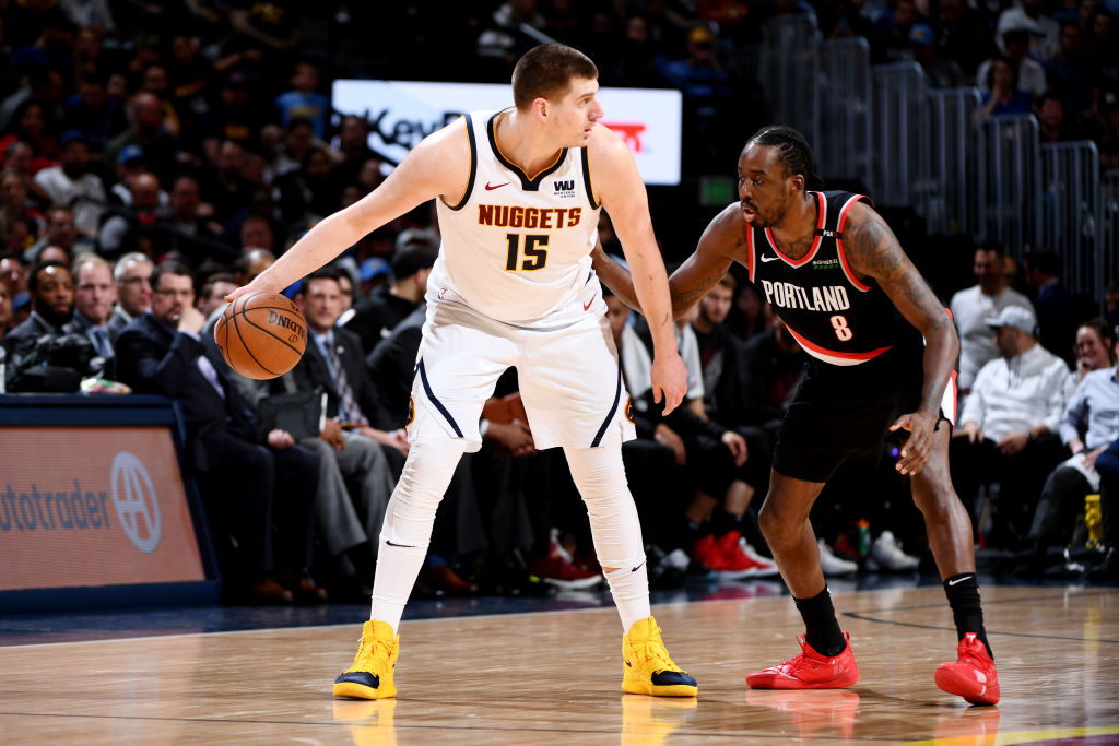 谢谢你们曾经看轻我,谢谢你们曾看轻我