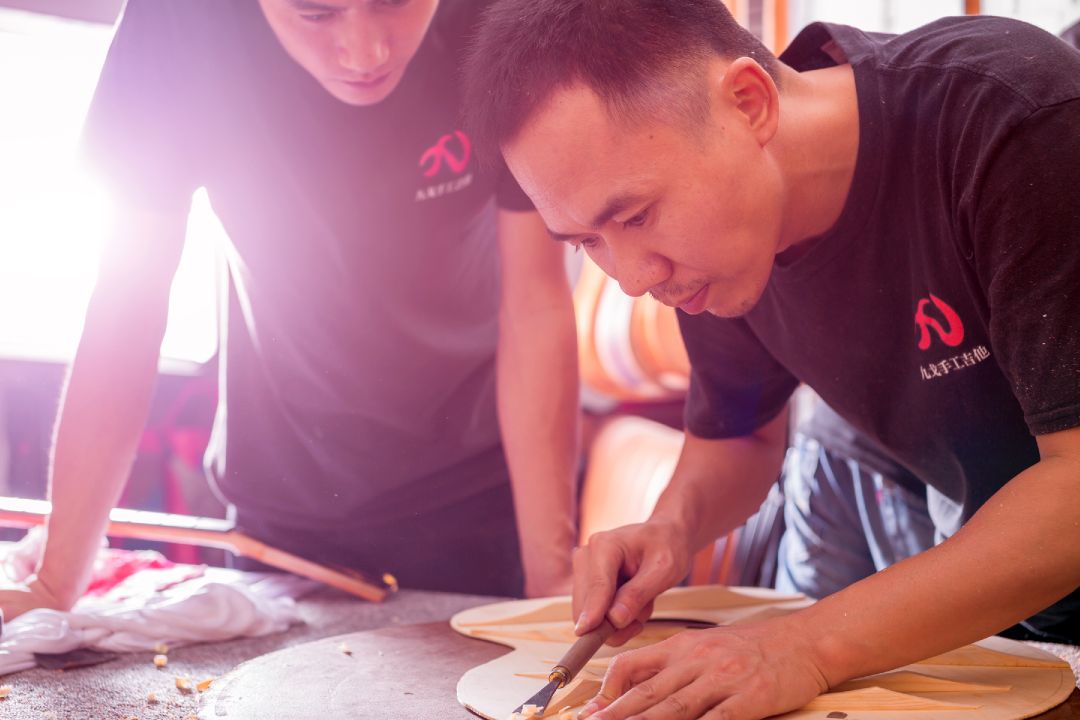 高端手工吉他制作培训课程