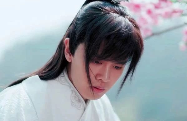 任嘉伦乒乓球水平惊呆张继科,被耽误的乒乓球选手任嘉伦