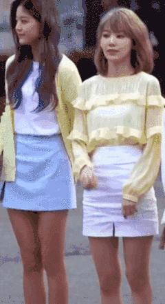 宫胁咲良张元英mama对视,张元英韩娱宫胁咲良娱乐评论大赏