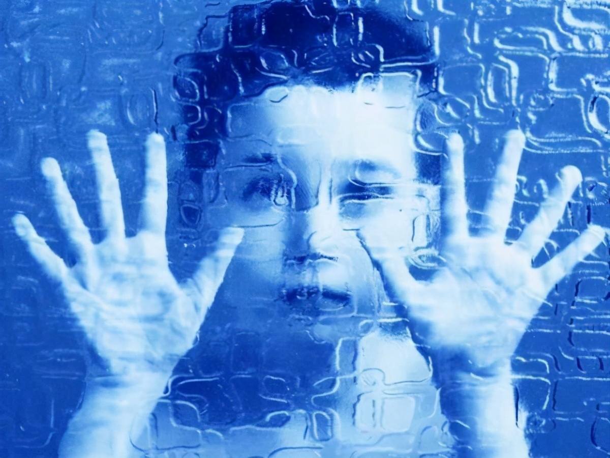 对自闭症孩子进行早期干预训练，应注意这5点