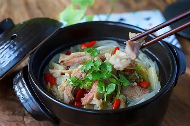 渝滋味美食剁椒鱼头的做法,榨菜鲳鱼红烧鱼的做法