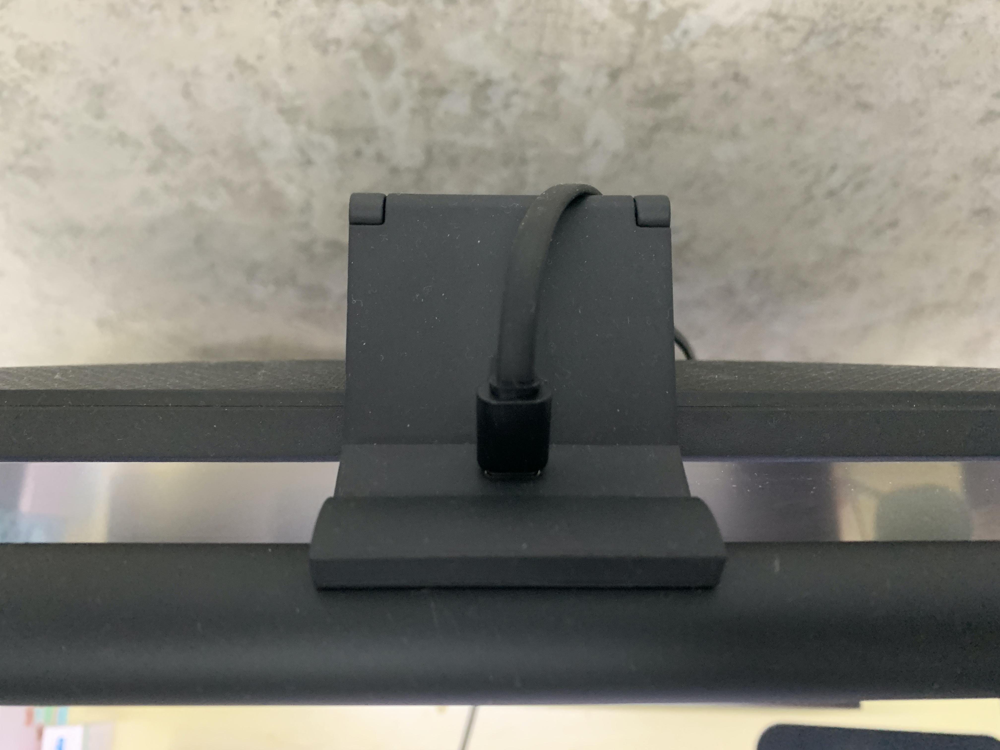 小米屏幕挂灯和雷神屏幕挂灯,小米屏幕挂灯亮度测评