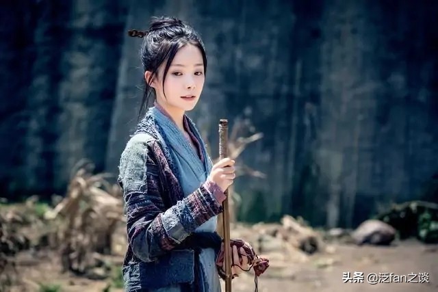 陈卓璇脖子的胎记用什么遮住了,陈卓璇谈胎记