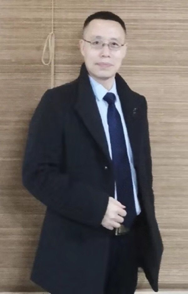 医者李崇国的绘画情怀——昼翔医海夜研丹青笔耕不辍孜孜以求