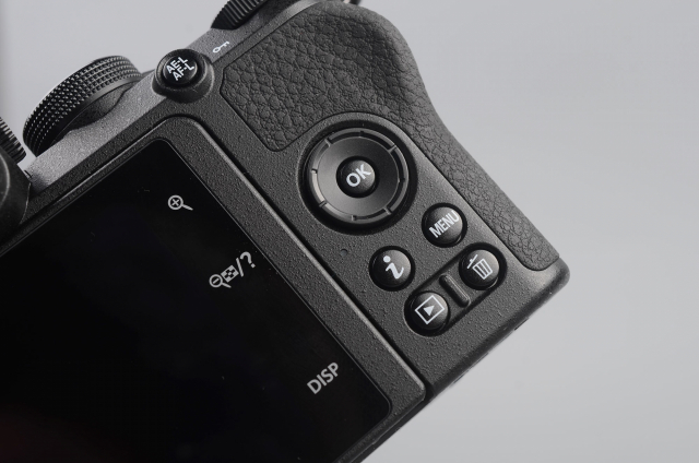 aps-c市场新秀尼康z50详细评测,尼康af50对比z50