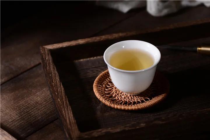 大型超市茶叶店买茶靠谱吗,在网上买茶靠谱吗