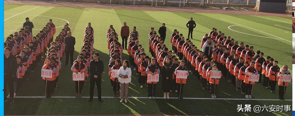 人民路小学北校足球队比赛,小学足球联赛拉开序幕