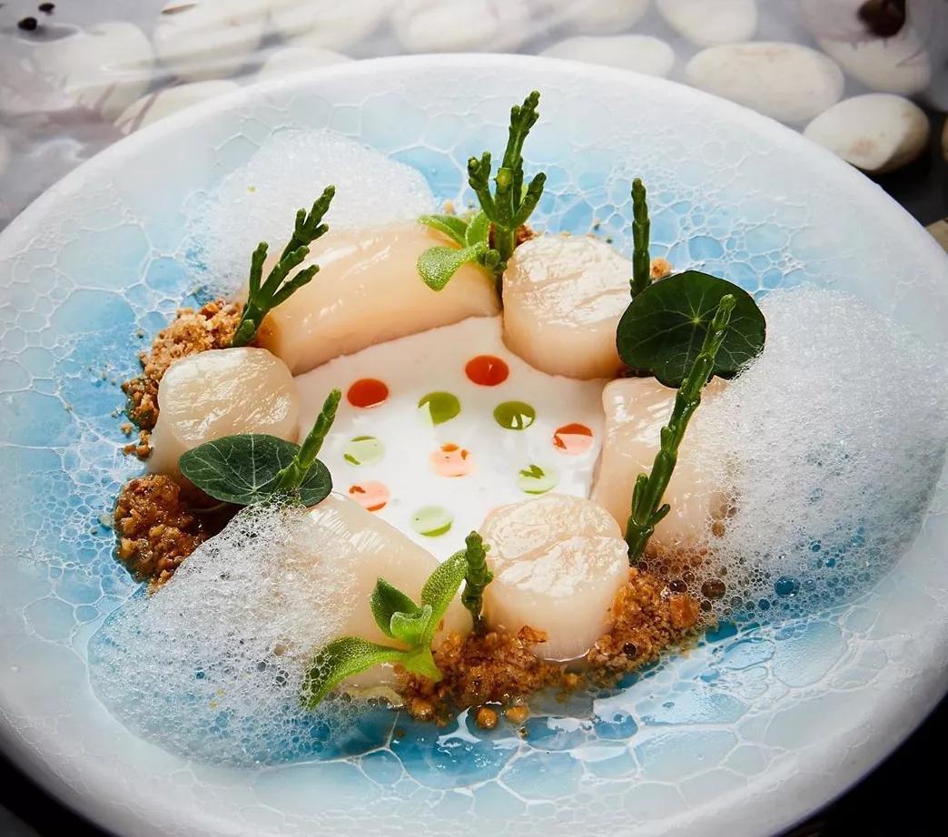 疫情结束了就去全世界旅游,现在疫情去哪旅行呢