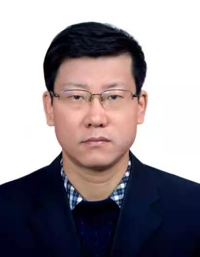 12月5日,九三学社山西省委医疗专家在汾东院区义诊送健康