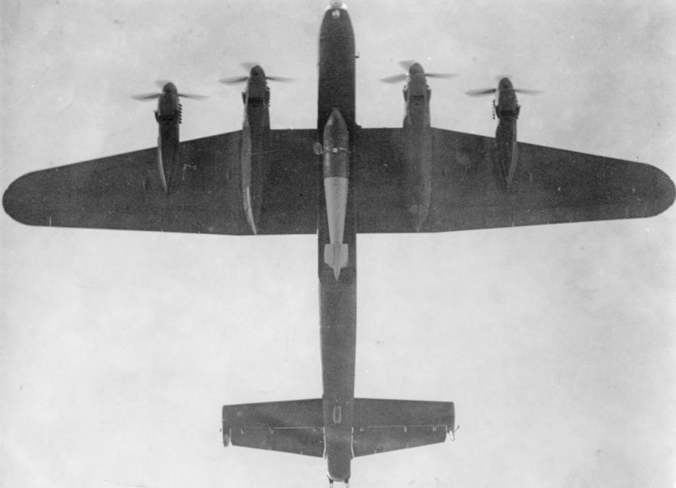 一发入魂，天降邪恶，*弹核**玩不成它可以玩，非核常规巨型*弹炸**浅观