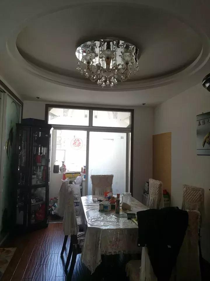 2024款霸道什么时间出售,17年顶配霸道拍卖