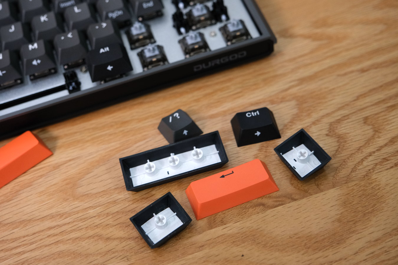 杜伽键盘k330w开箱,机械革命k330键盘