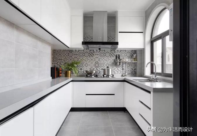 厨房现在装修都流行怎么装,厨房装修顺序和翻新技巧