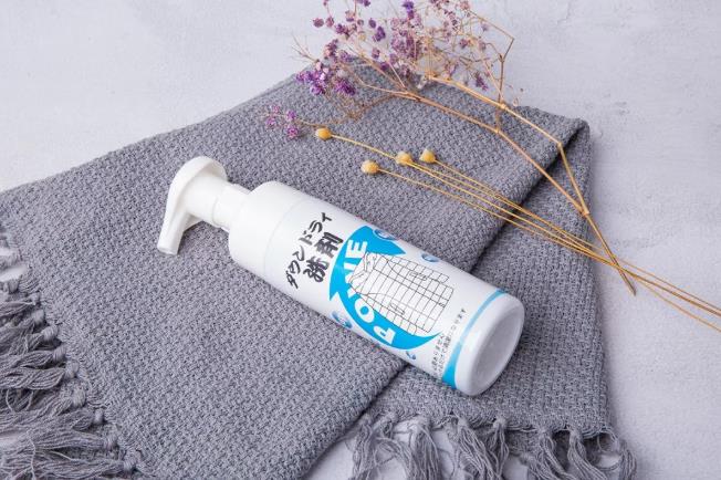 脏羽绒服真的可以一喷去污吗,白色羽绒服防脏喷雾