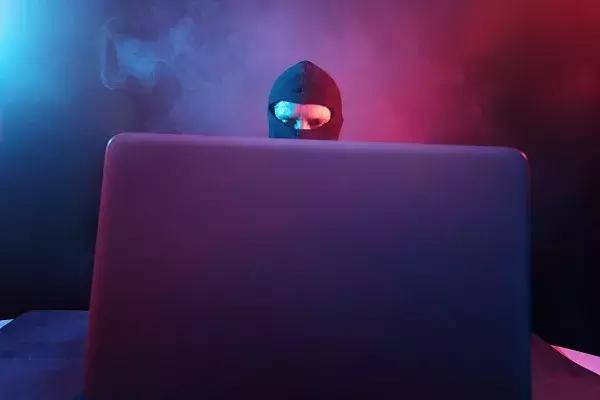 在其他国家被揭穿*子骗**又盯上非洲？