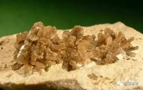 所有玉石最标准的密度对照表,收藏十大稀有石头