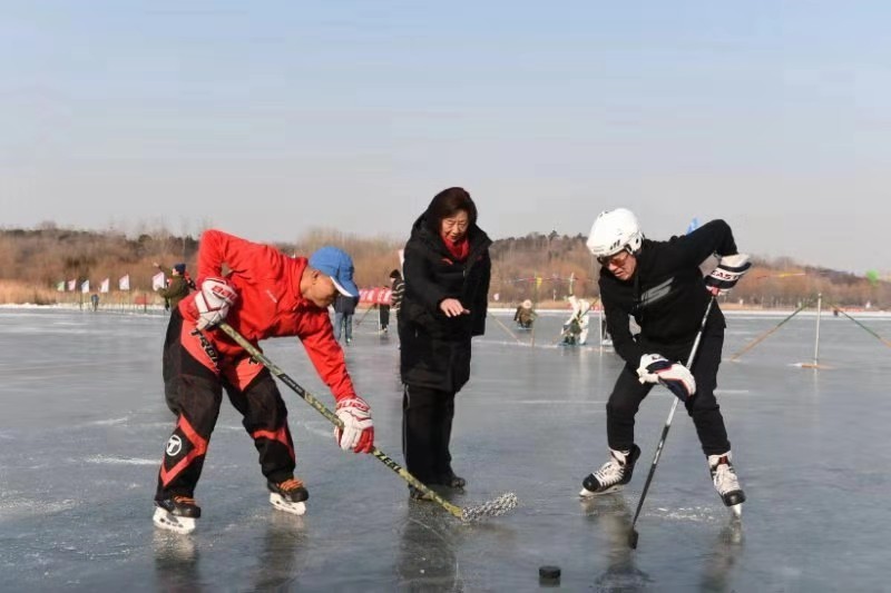 我国有几个标准足球场,140个足球场有多大