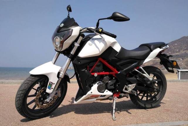 国产小黄龙250,小黄龙250新款和老款区别