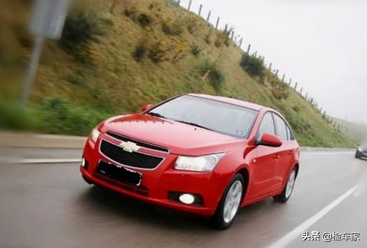 雪佛兰科鲁兹爆款的真正原因,12年雪佛兰科鲁兹值得买吗