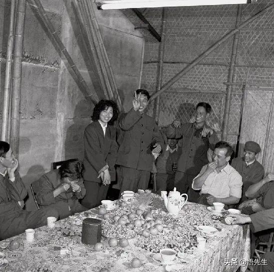 深圳小渔村发展到现在的变化,80年代的老深圳图片